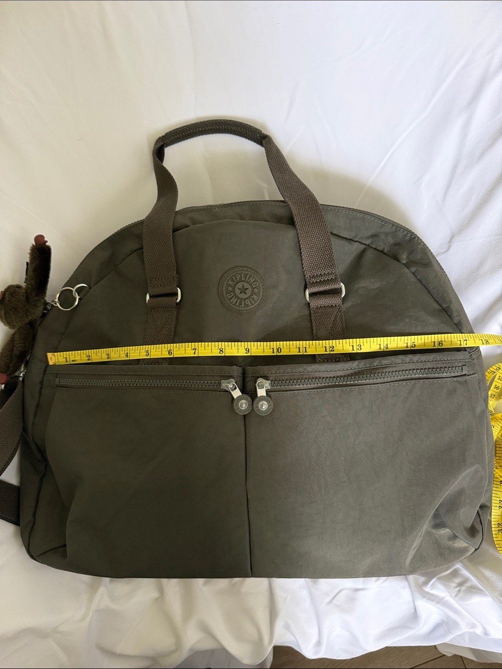 Kipling Olive Duffel Bag with Dual Front Pockets and Shoulder Strap - Picture 3 of 4